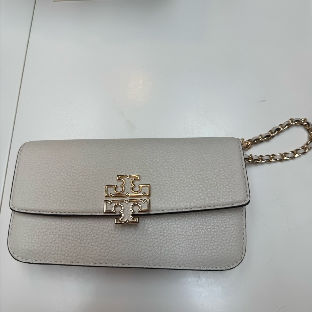 Tory Burch Britten Chain Ivory Pebbled Leather Chain Crossbody - open to offers - Picture 2 of 5
